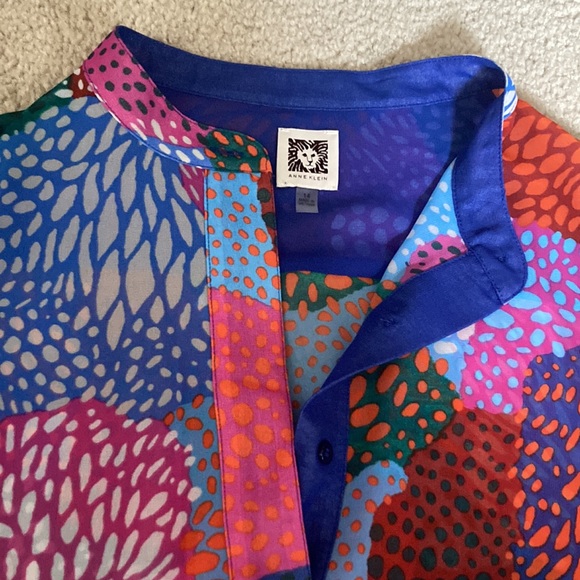 Like NEW Anne Klein tunic top - Picture 3 of 6